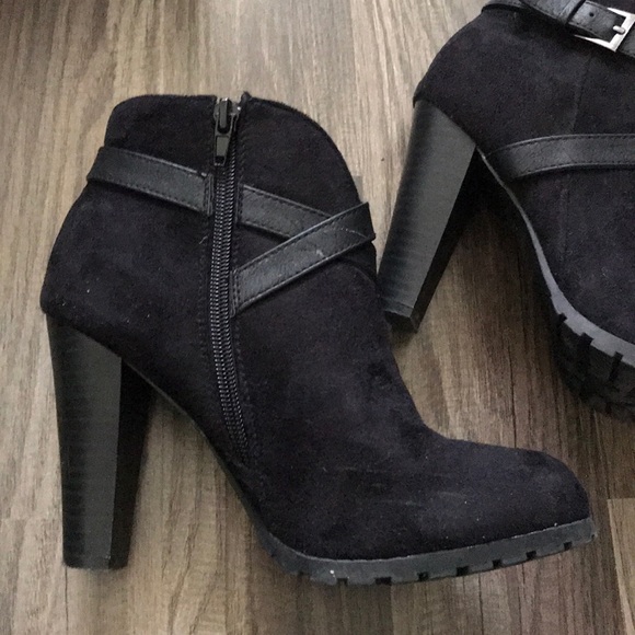 Black Booties - Picture 4 of 5